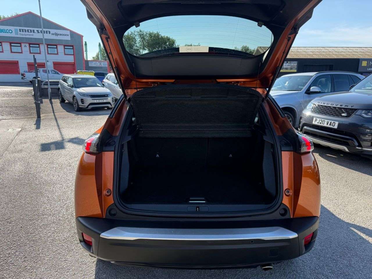 2021 PEUGEOT 2008 2021 PEUGEOT 2008