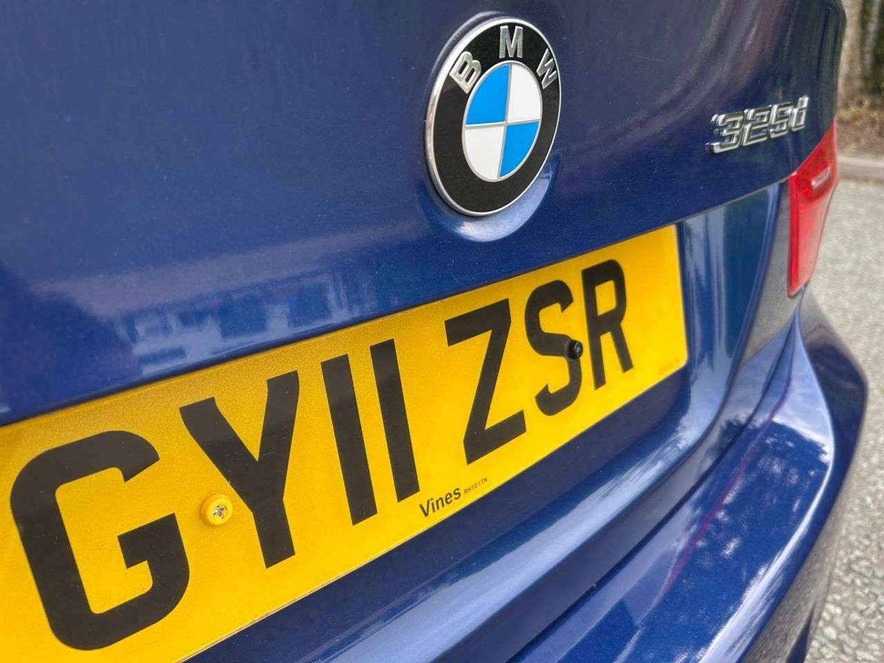 2011 BMW 3 SERIES 2011 BMW 3 SERIES
