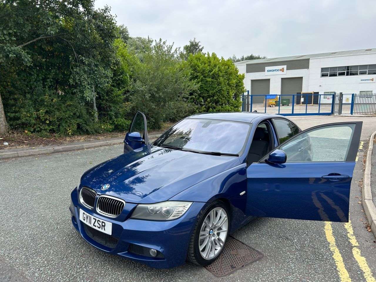 2011 BMW 3 SERIES 2011 BMW 3 SERIES