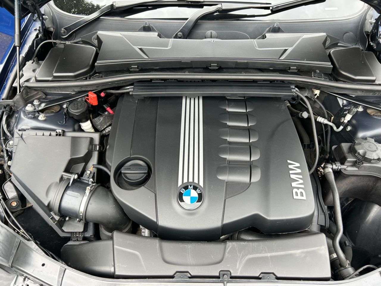 2011 BMW 3 SERIES 2011 BMW 3 SERIES