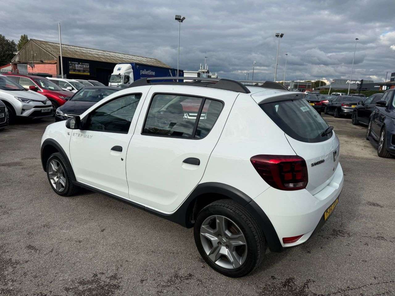 A 2019 DACIA SANDERO STEPWAY 1.0 SCe Essential Hatchback 5dr Petrol Manual Euro 6 (75 ps) A 2019 DACIA SANDERO STEPWAY 1.0 SCe Essential Hatchback 5dr Petrol Manual Euro 6 (75 ps)
