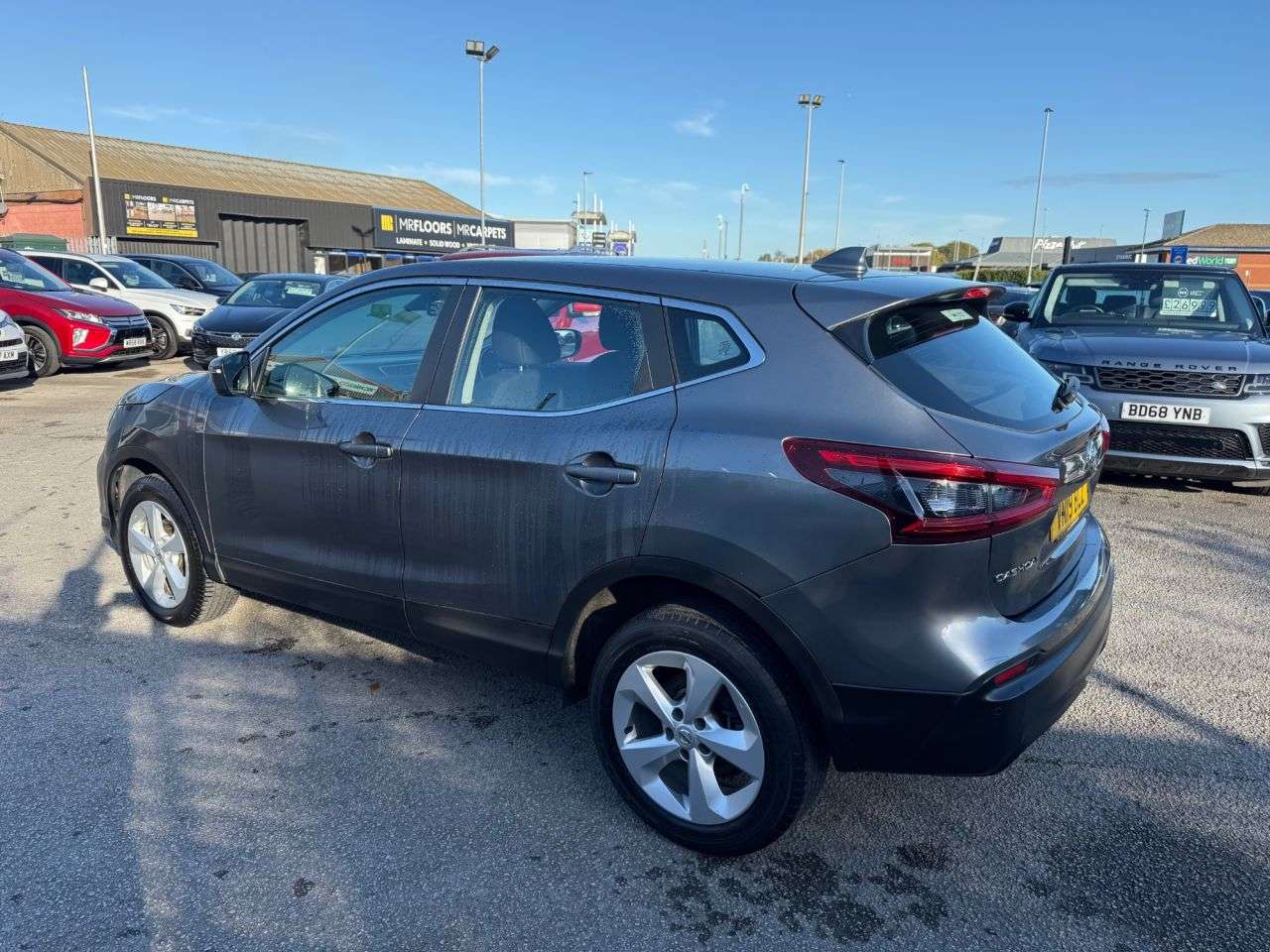 A 2019 NISSAN QASHQAI 1.3 DIG-T Acenta Premium SUV 5dr Petrol Manual Euro 6-2 OWNERS-6 SERVICES-B A 2019 NISSAN QASHQAI 1.3 DIG-T Acenta Premium SUV 5dr Petrol Manual Euro 6-2 OWNERS-6 SERVICES-B