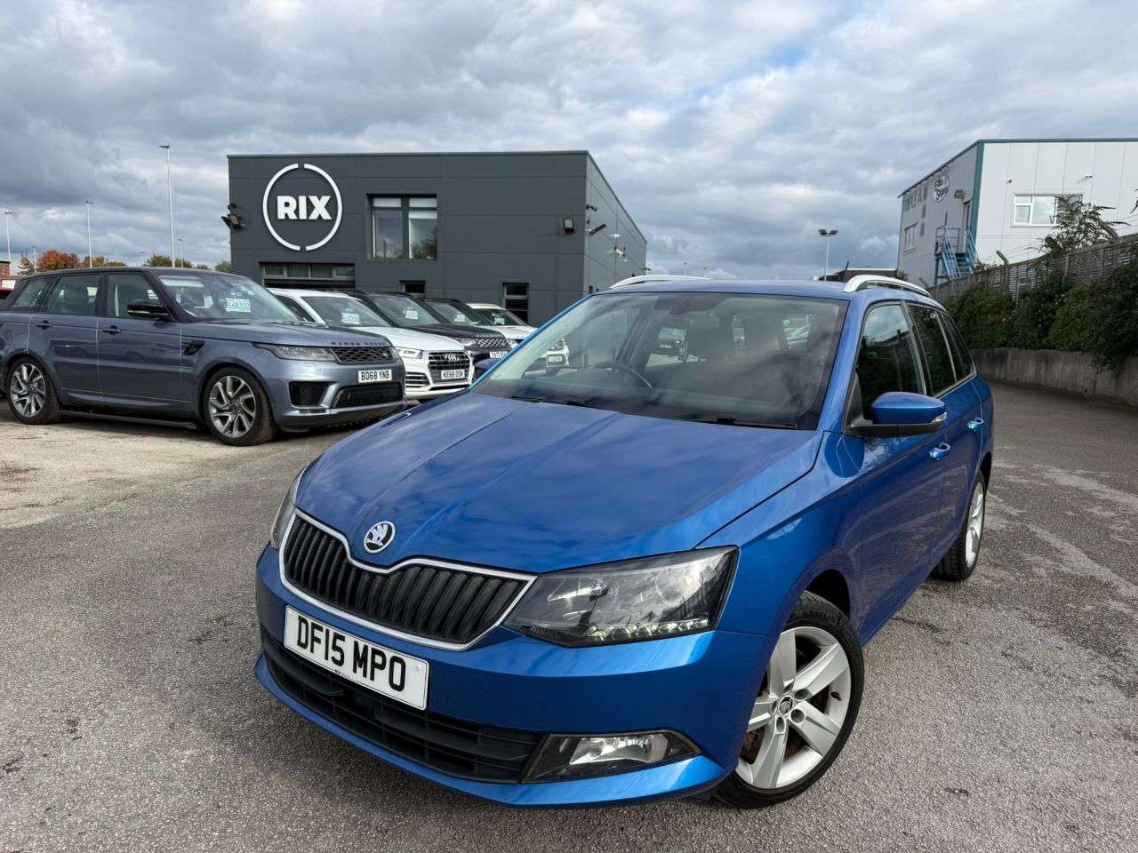 A 2015 SKODA FABIA 1.2 TSI SE L Estate 5dr Petrol DSG Euro 6-2 OWNERS FROM NEW-9 SERVICES-HEAT A 2015 SKODA FABIA 1.2 TSI SE L Estate 5dr Petrol DSG Euro 6-2 OWNERS FROM NEW-9 SERVICES-HEAT