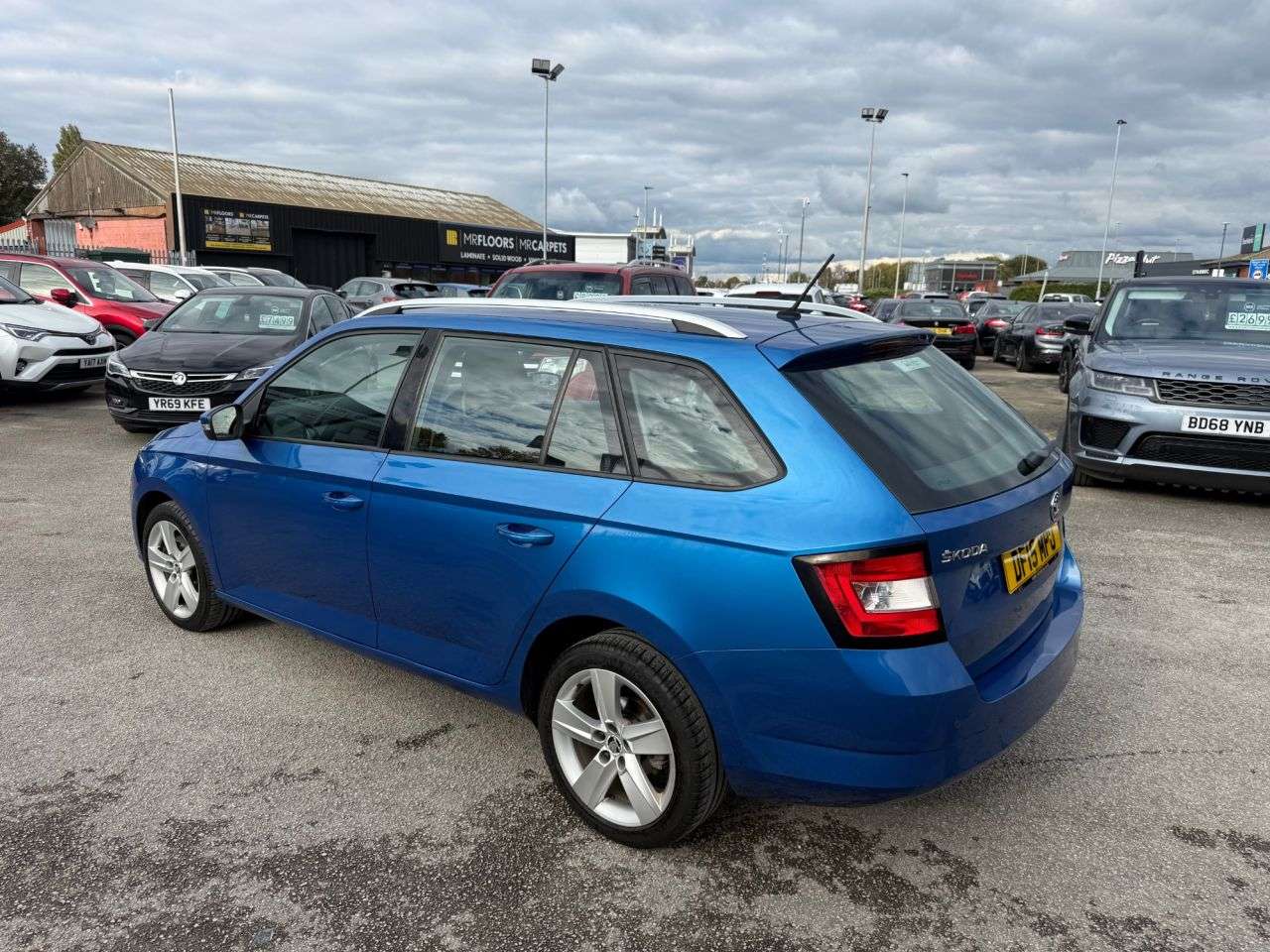 A 2015 SKODA FABIA 1.2 TSI SE L Estate 5dr Petrol DSG Euro 6-2 OWNERS FROM NEW-9 SERVICES-HEAT A 2015 SKODA FABIA 1.2 TSI SE L Estate 5dr Petrol DSG Euro 6-2 OWNERS FROM NEW-9 SERVICES-HEAT