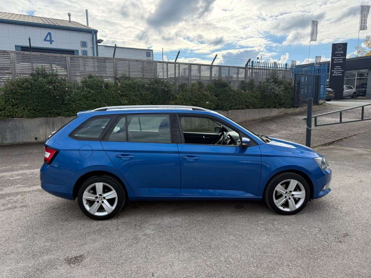 2015 SKODA FABIA 2015 SKODA FABIA
