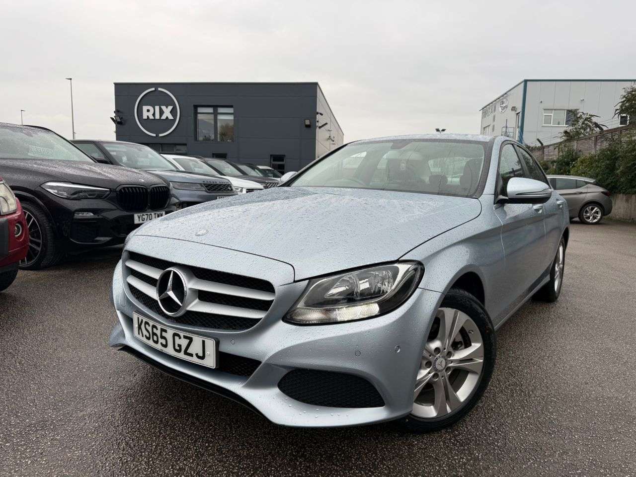 A 2016 MERCEDES-BENZ C CLASS 2.1 C220d SE Saloon 4dr Diesel 7G-Tronic+ Euro 6 (s/s) (170 ps) 1 FORMER KE A 2016 MERCEDES-BENZ C CLASS 2.1 C220d SE Saloon 4dr Diesel 7G-Tronic+ Euro 6 (s/s) (170 ps) 1 FORMER KE