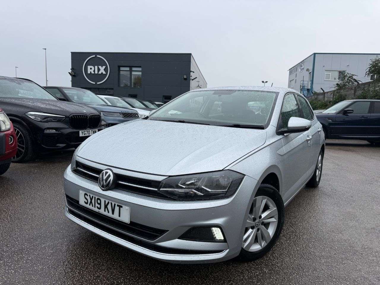 A 2019 VOLKSWAGEN POLO 1.0 TSI GPF SE Hatchback 5dr Petrol Manual Euro 6 (s/s) (95 ps) 2 FORMER KE A 2019 VOLKSWAGEN POLO 1.0 TSI GPF SE Hatchback 5dr Petrol Manual Euro 6 (s/s) (95 ps) 2 FORMER KE