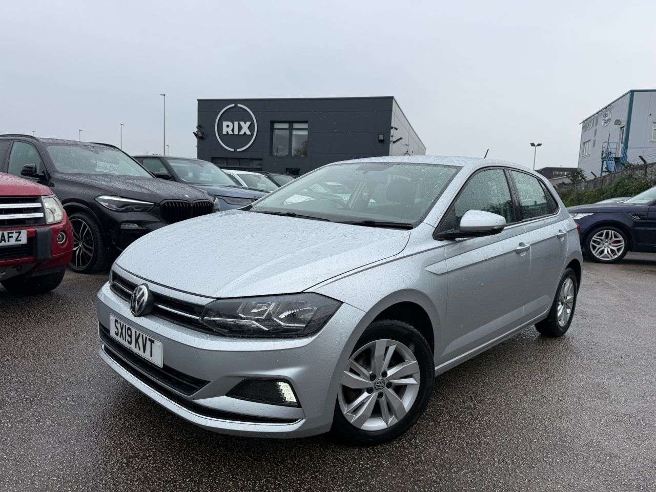 A 2019 VOLKSWAGEN POLO 1.0 TSI GPF SE Hatchback 5dr Petrol Manual Euro 6 (s/s) (95 ps) 2 FORMER KE A 2019 VOLKSWAGEN POLO 1.0 TSI GPF SE Hatchback 5dr Petrol Manual Euro 6 (s/s) (95 ps) 2 FORMER KE