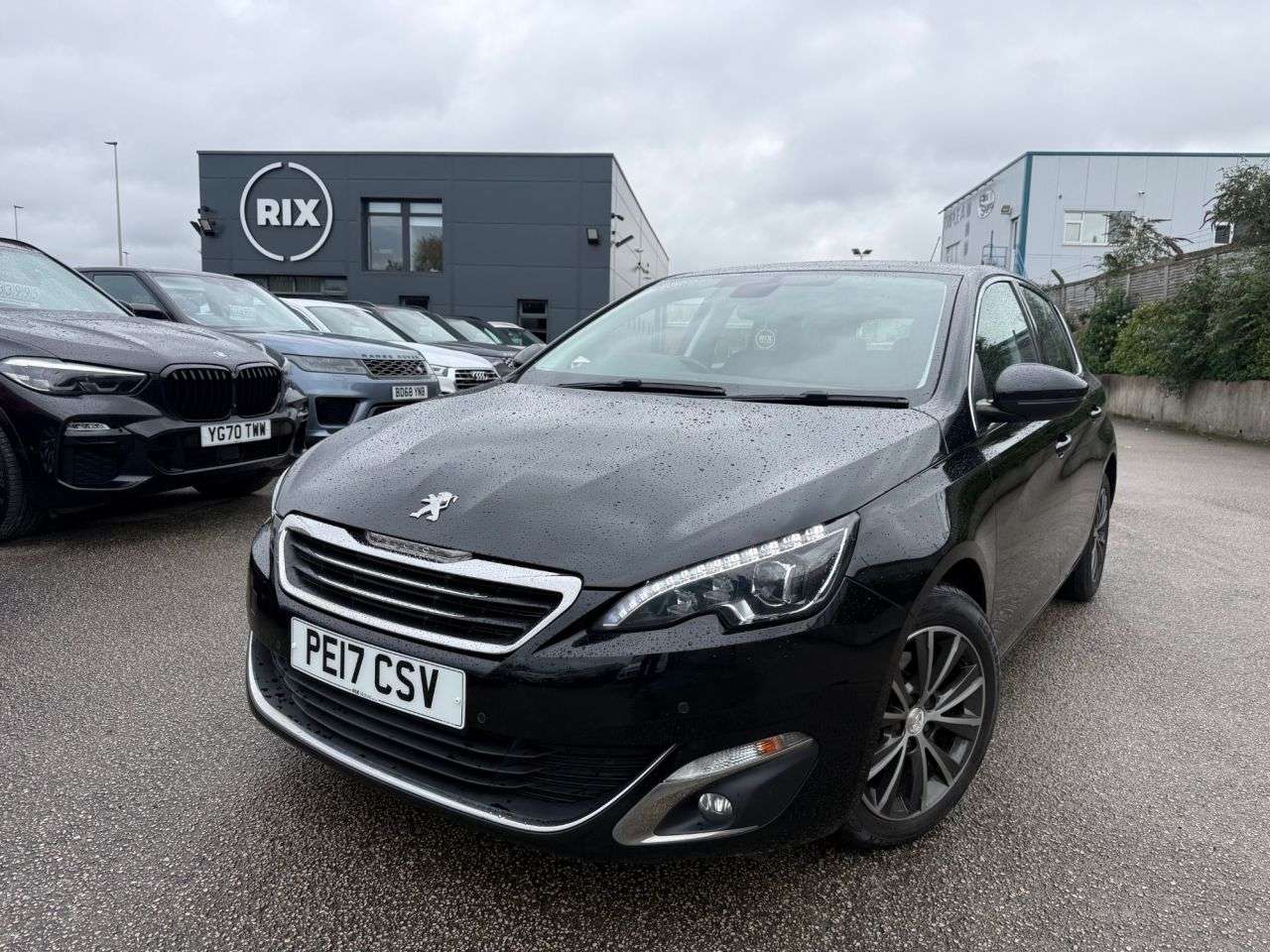 A 2017 PEUGEOT 308 1.6 BlueHDi Allure Hatchback 5dr Diesel Manual Euro 6 (s/s) (120 ps)-BLUETO A 2017 PEUGEOT 308 1.6 BlueHDi Allure Hatchback 5dr Diesel Manual Euro 6 (s/s) (120 ps)-BLUETO