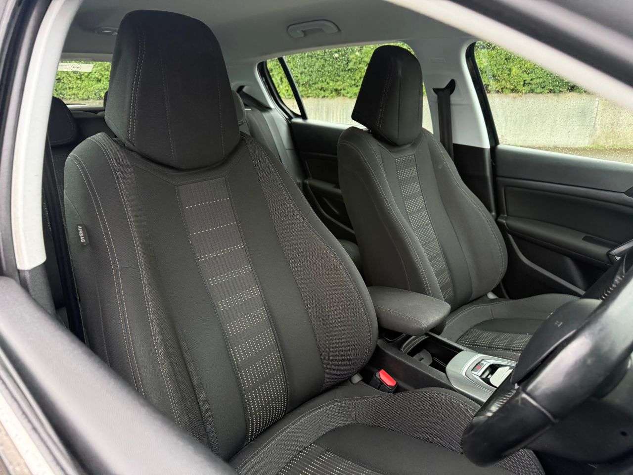 2017 PEUGEOT 308 2017 PEUGEOT 308