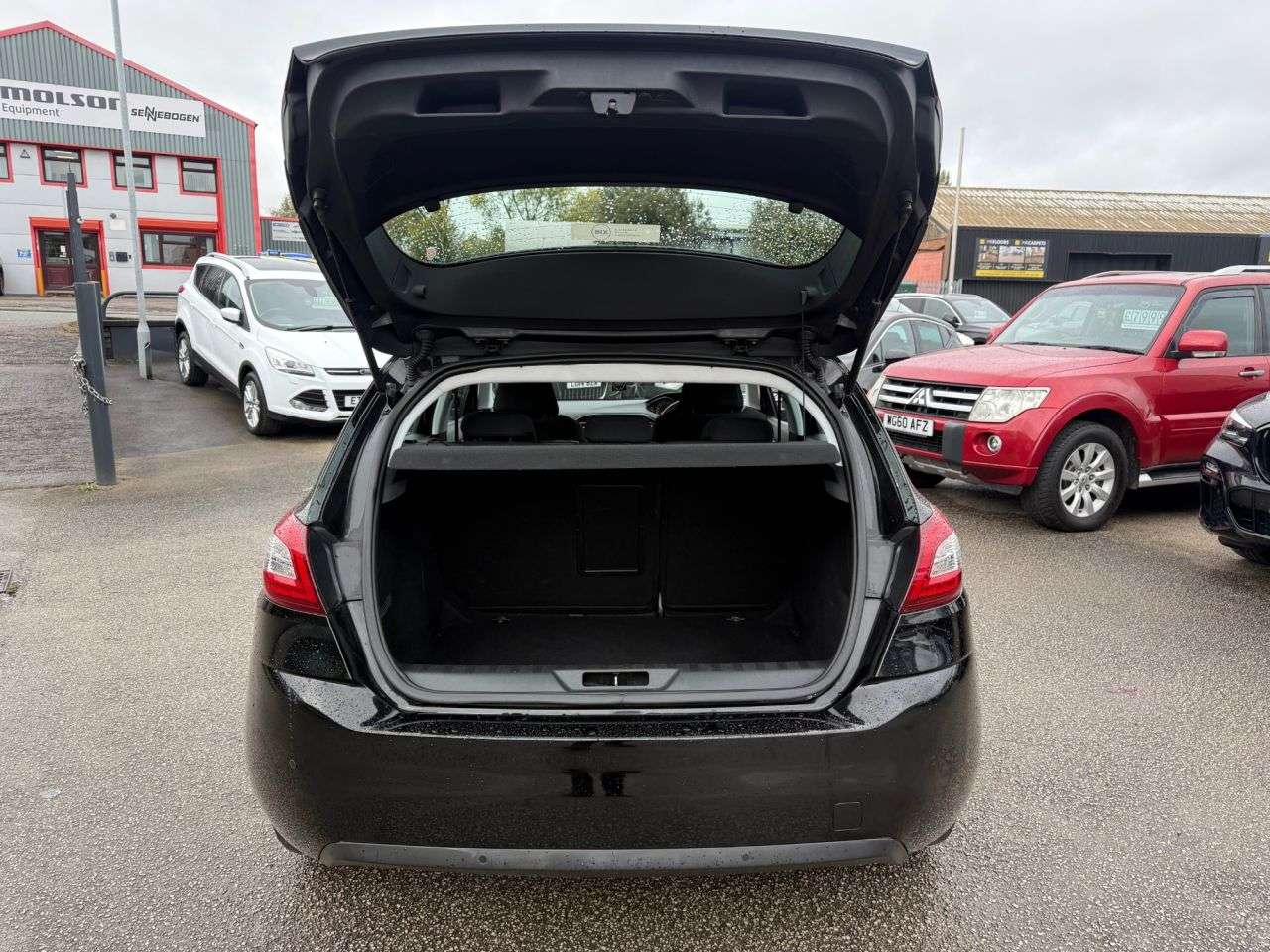 2017 PEUGEOT 308 2017 PEUGEOT 308