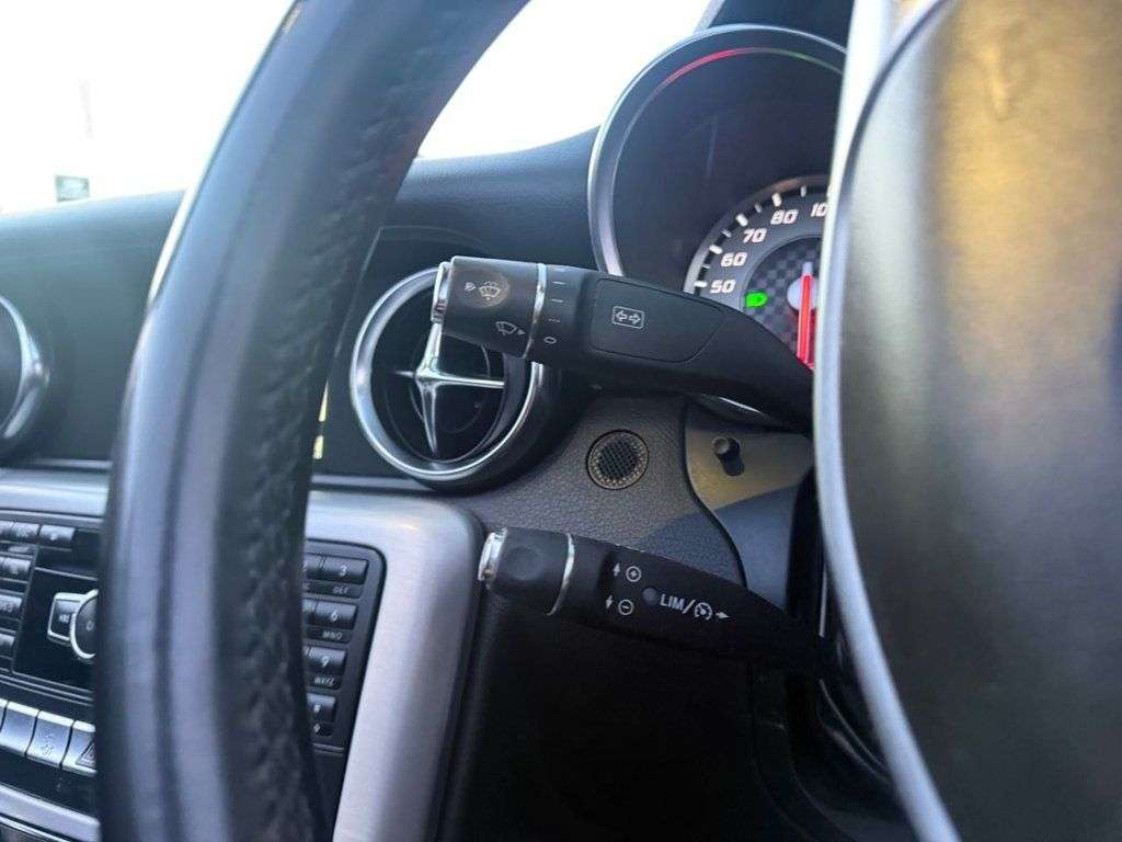 2012 MERCEDES-BENZ SLK 2012 MERCEDES-BENZ SLK