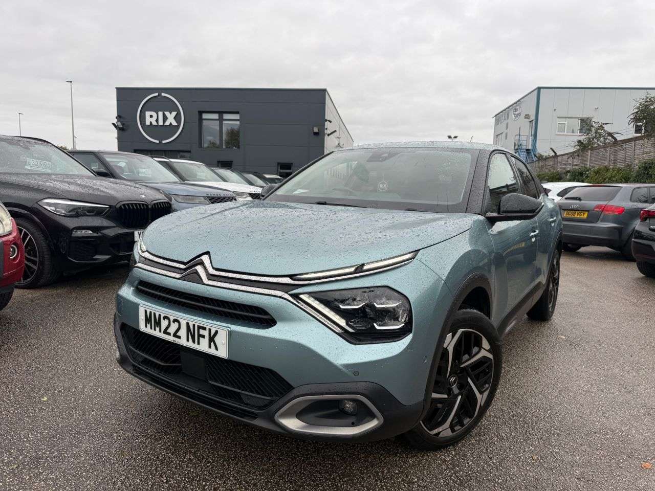 A 2022 CITROEN C4 1.2 PureTech Shine Hatchback 5dr Petrol Manual Euro 6 (s/s)-2 OWNER CAR-4 S A 2022 CITROEN C4 1.2 PureTech Shine Hatchback 5dr Petrol Manual Euro 6 (s/s)-2 OWNER CAR-4 S