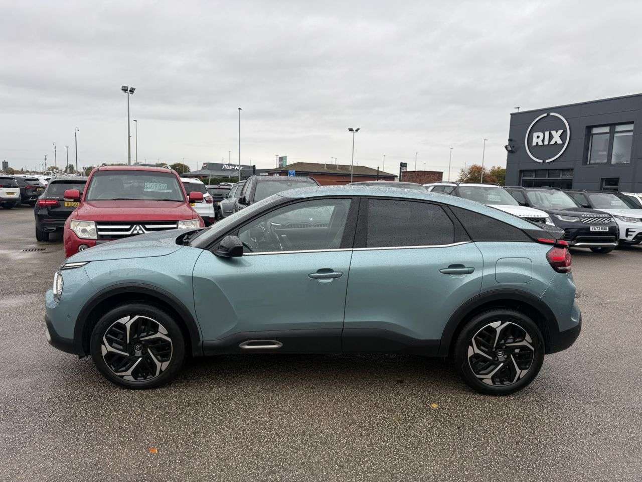 A 2022 CITROEN C4 1.2 PureTech Shine Hatchback 5dr Petrol Manual Euro 6 (s/s)-2 OWNER CAR-4 S A 2022 CITROEN C4 1.2 PureTech Shine Hatchback 5dr Petrol Manual Euro 6 (s/s)-2 OWNER CAR-4 S