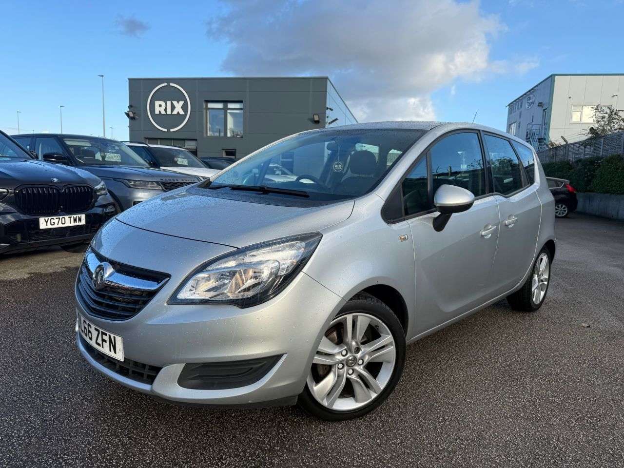 A 2016 VAUXHALL MERIVA 1.4i Turbo Club MPV 5dr Petrol Manual Euro 6 (120 ps) 9 SERVICES-2 OWNERS F A 2016 VAUXHALL MERIVA 1.4i Turbo Club MPV 5dr Petrol Manual Euro 6 (120 ps) 9 SERVICES-2 OWNERS F