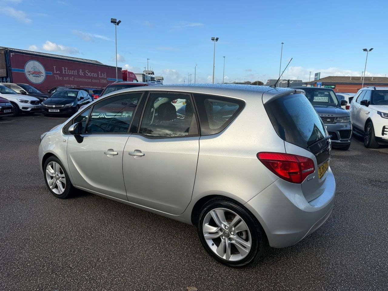 A 2016 VAUXHALL MERIVA 1.4i Turbo Club MPV 5dr Petrol Manual Euro 6 (120 ps) 9 SERVICES-2 OWNERS F A 2016 VAUXHALL MERIVA 1.4i Turbo Club MPV 5dr Petrol Manual Euro 6 (120 ps) 9 SERVICES-2 OWNERS F