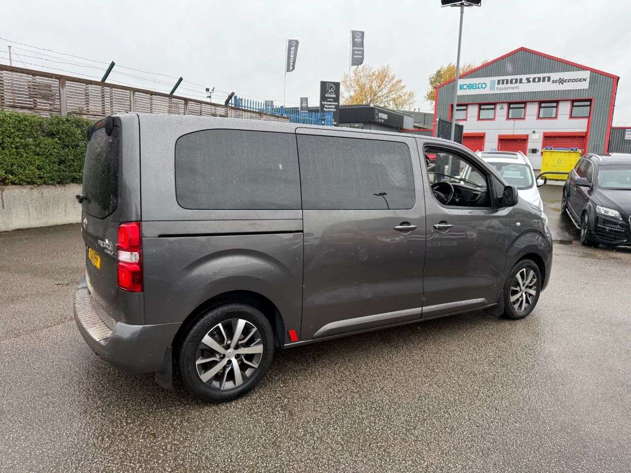 2021 TOYOTA PROACE VERSO 2021 TOYOTA PROACE VERSO