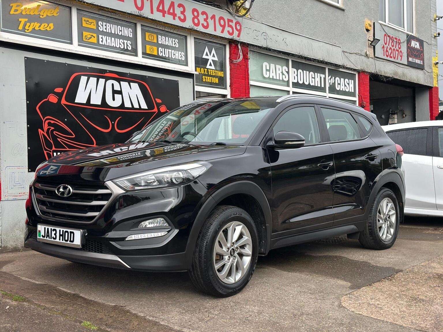 A 2015 HYUNDAI TUCSON 1.7 CRDi Blue Drive SE Euro 6 (s/s) 5dr A 2015 HYUNDAI TUCSON 1.7 CRDi Blue Drive SE Euro 6 (s/s) 5dr
