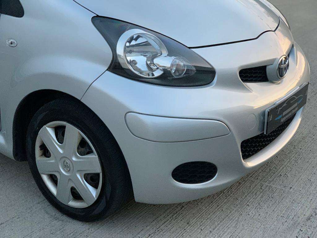 2011 TOYOTA AYGO 2011 TOYOTA AYGO