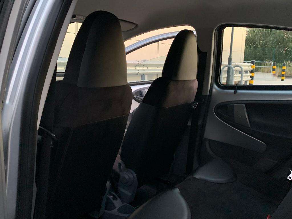 2011 TOYOTA AYGO 2011 TOYOTA AYGO