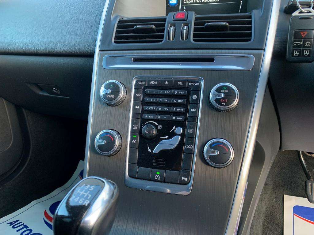 2016 VOLVO XC60 2016 VOLVO XC60