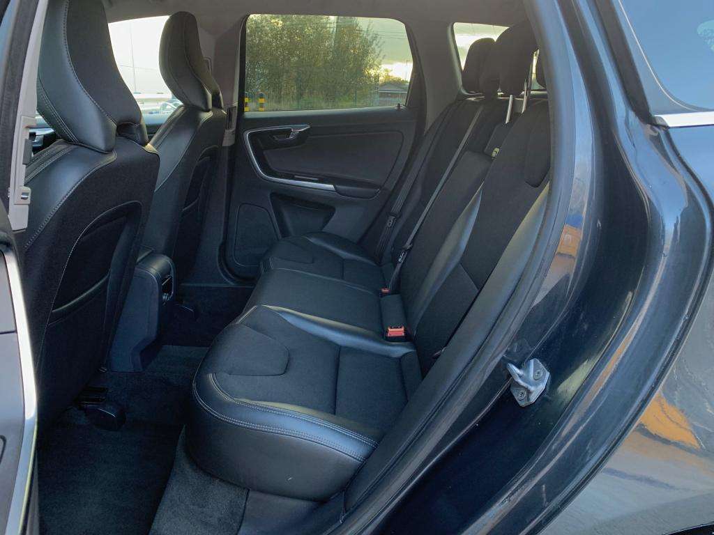 2016 VOLVO XC60 2016 VOLVO XC60