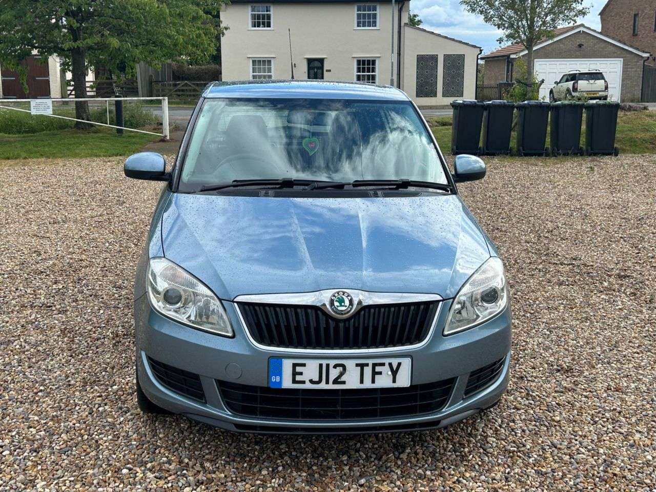 2012 SKODA FABIA 2012 SKODA FABIA