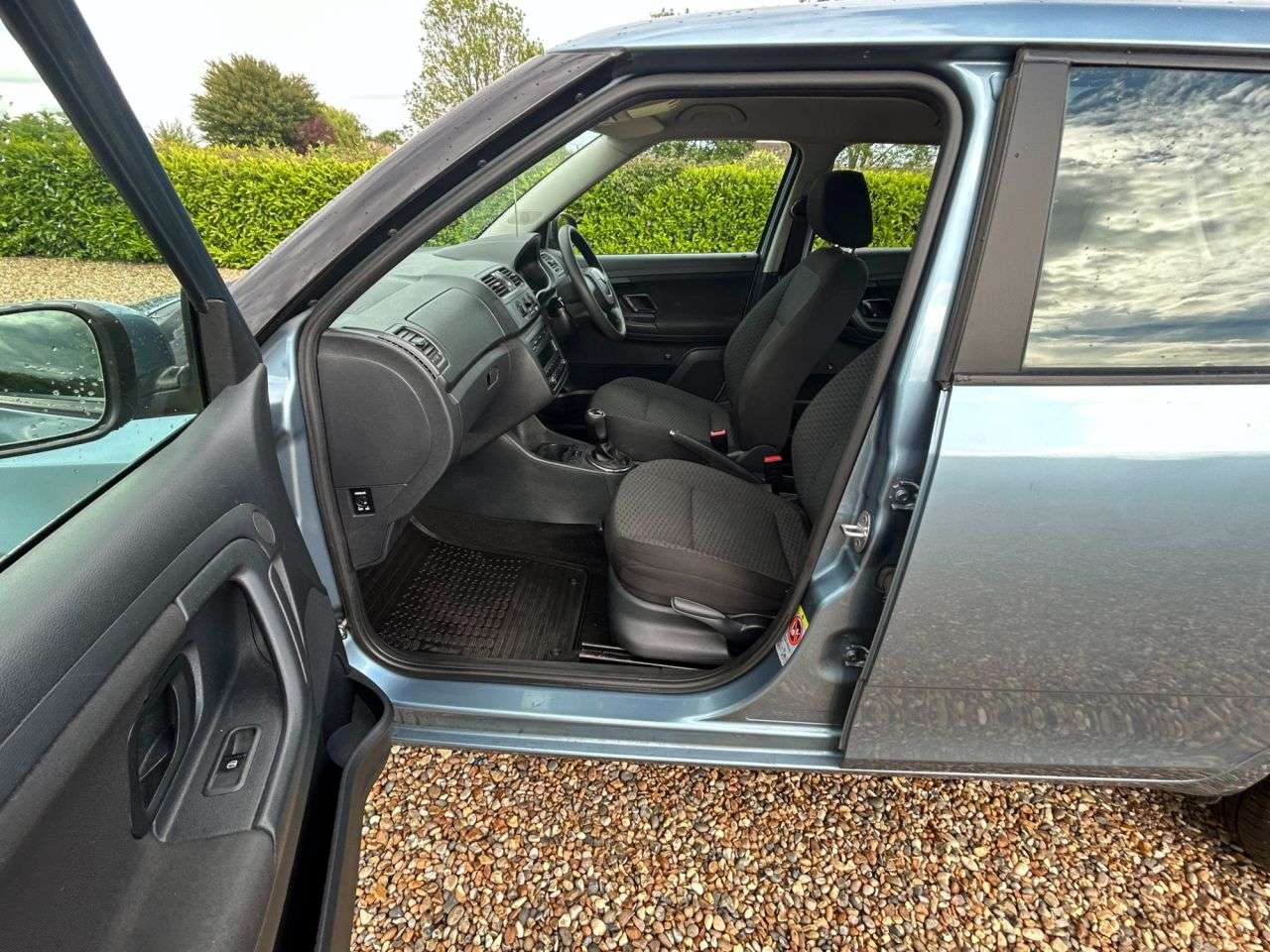 2012 SKODA FABIA 2012 SKODA FABIA