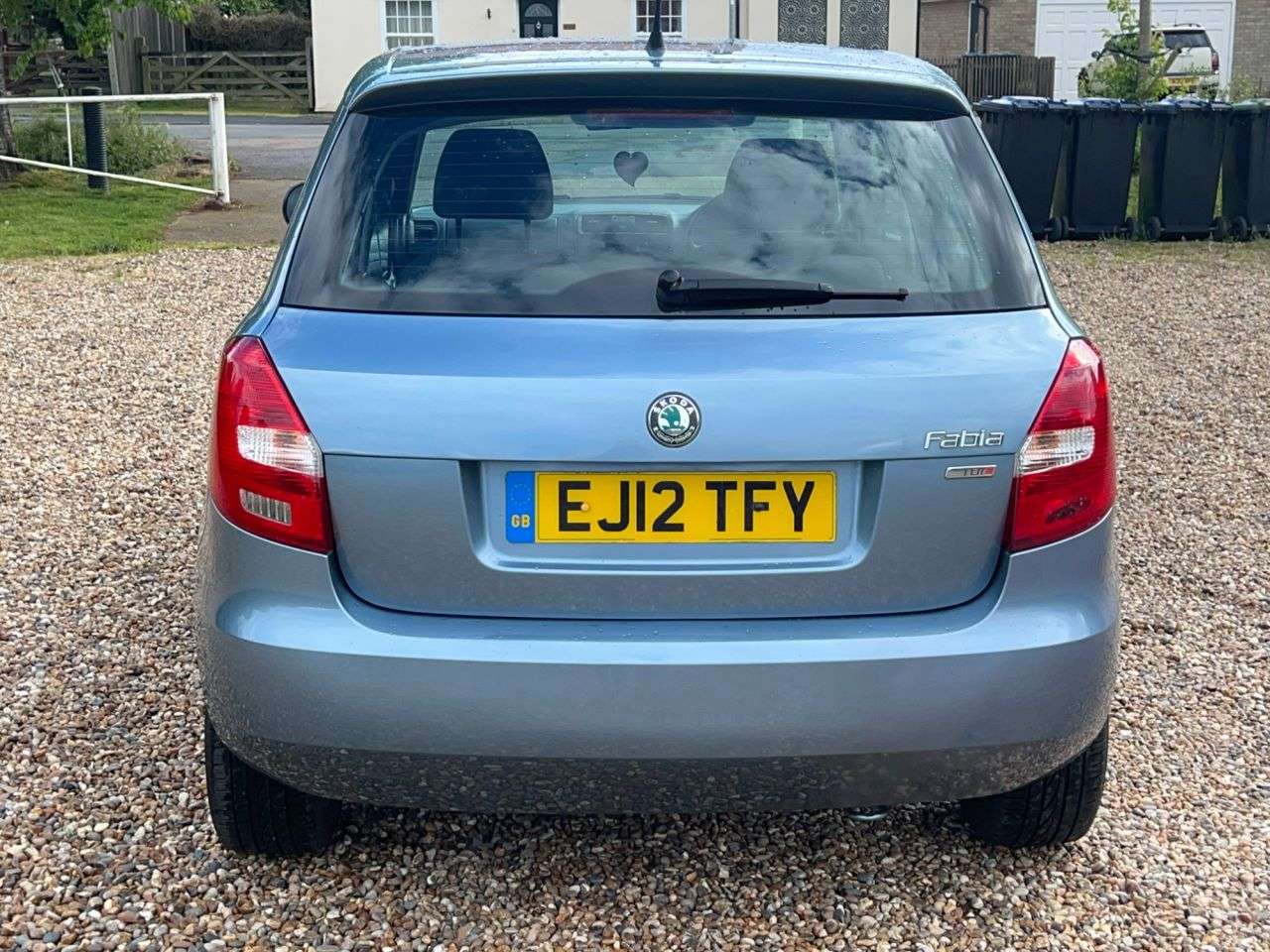2012 SKODA FABIA 2012 SKODA FABIA