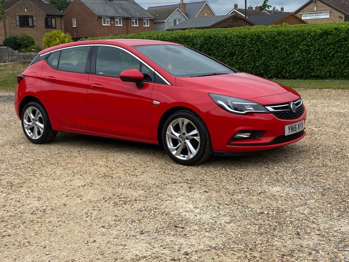 Check out this Vauxhall Astra 2016 Petrol Manual