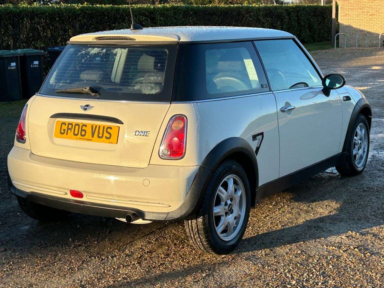 2006 MINI HATCH 2006 MINI HATCH