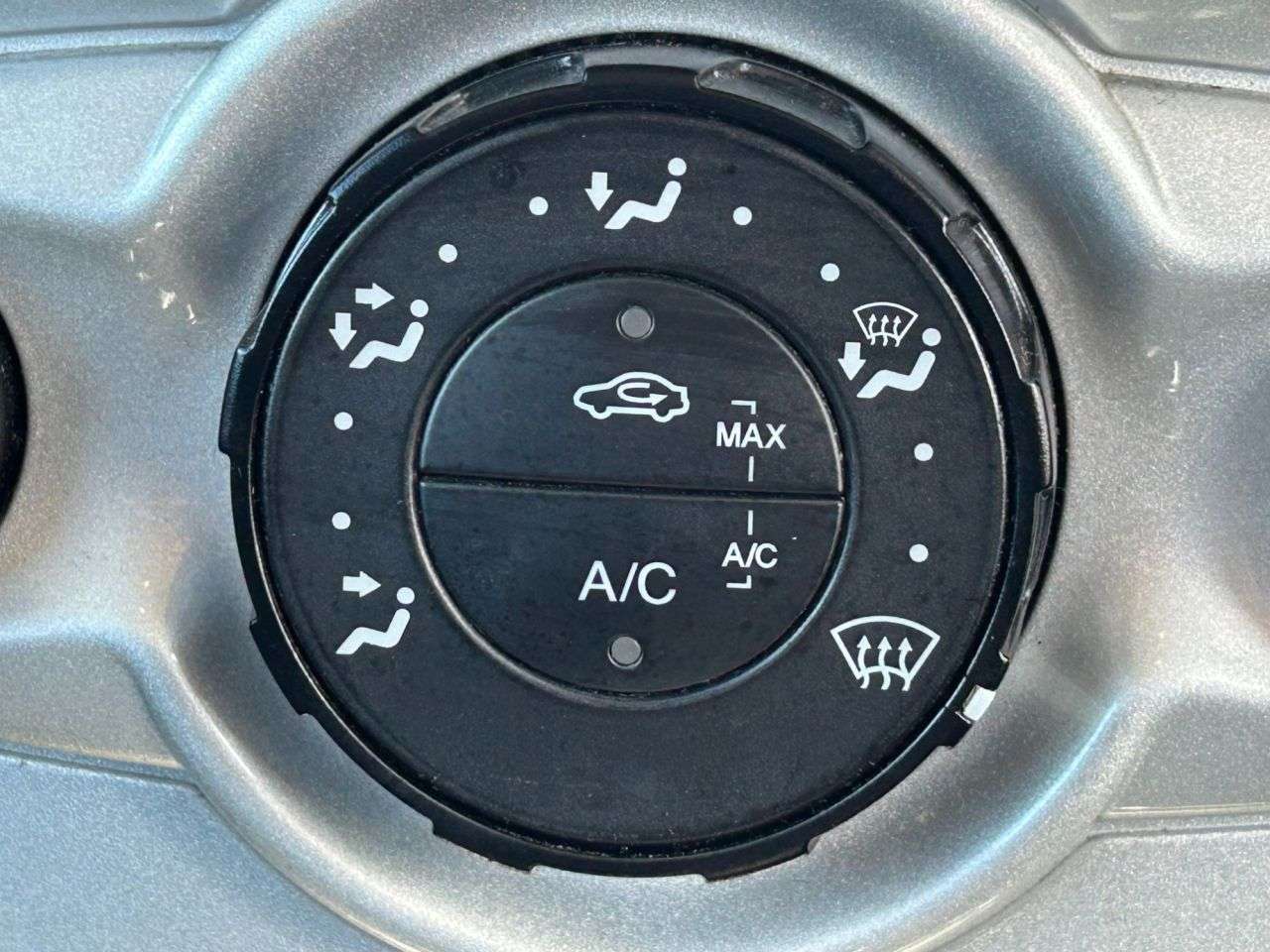 2012 FORD FIESTA 2012 FORD FIESTA