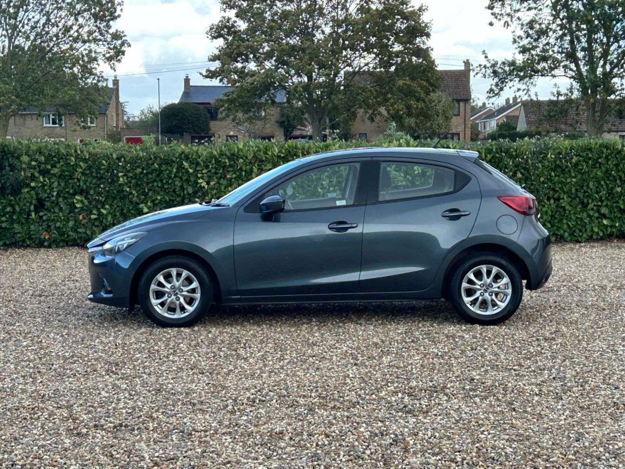 2016 MAZDA MAZDA2 2016 MAZDA MAZDA2