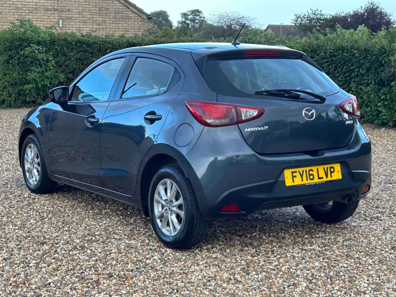 2016 MAZDA MAZDA2 2016 MAZDA MAZDA2