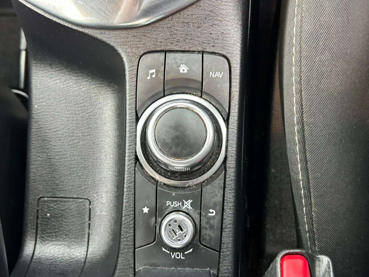 2016 MAZDA MAZDA2 2016 MAZDA MAZDA2