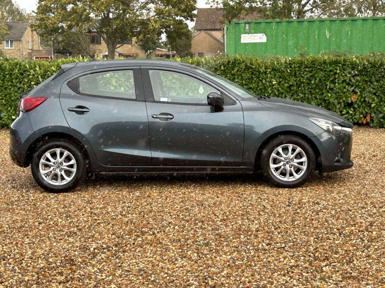 2016 MAZDA MAZDA2 2016 MAZDA MAZDA2