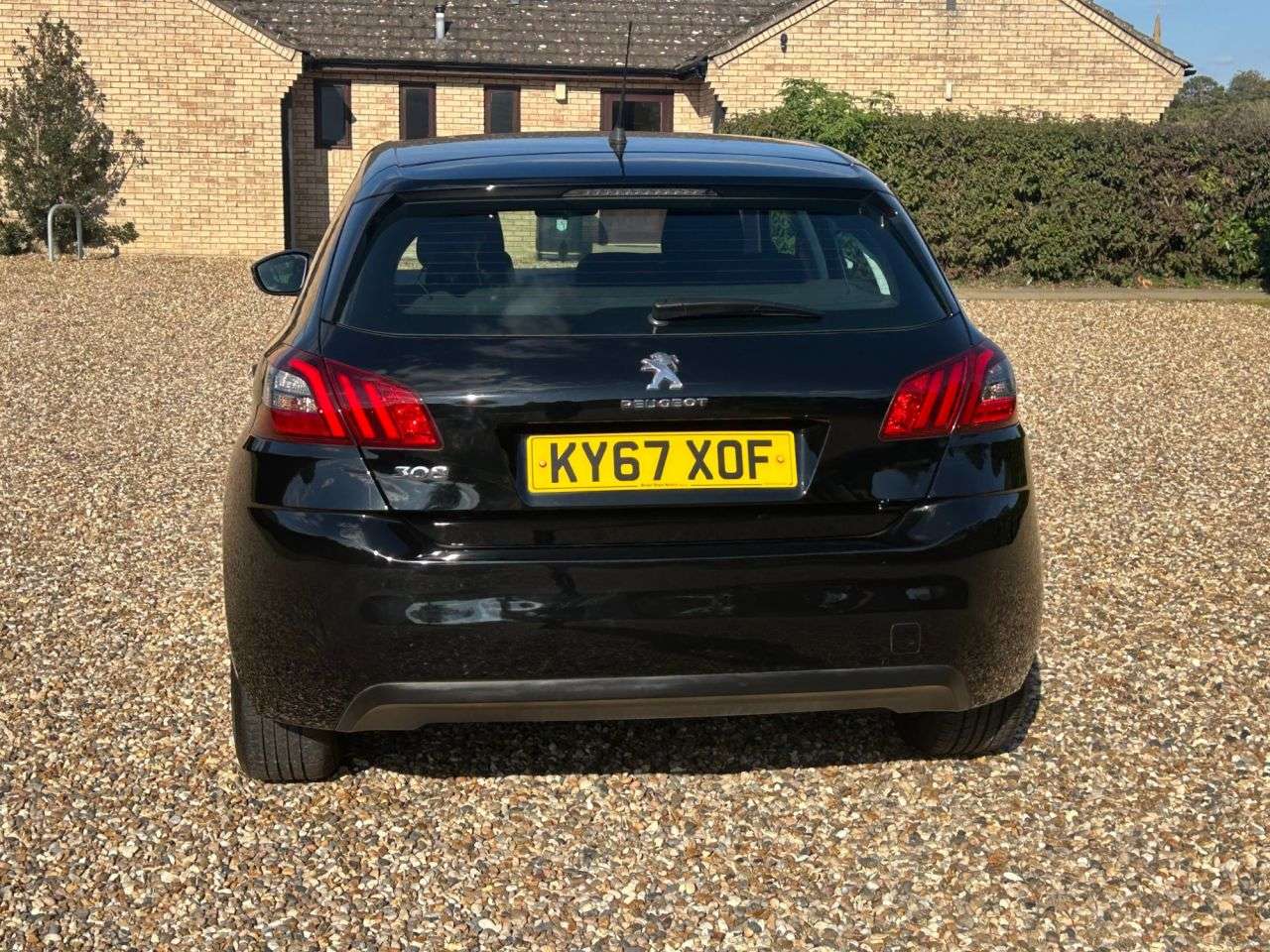 2017 PEUGEOT 308 2017 PEUGEOT 308