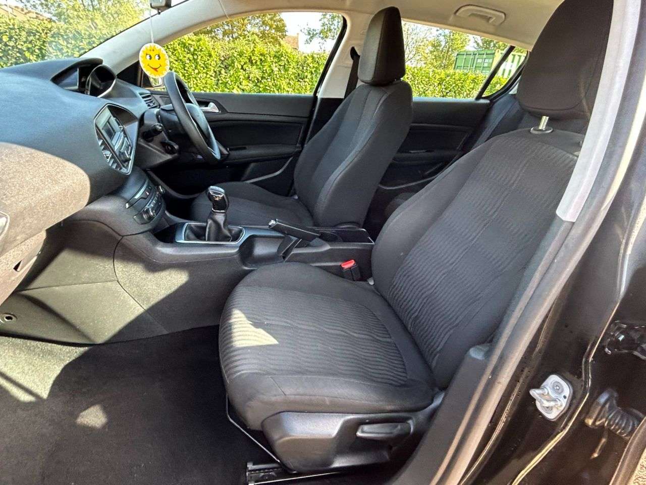 2017 PEUGEOT 308 2017 PEUGEOT 308