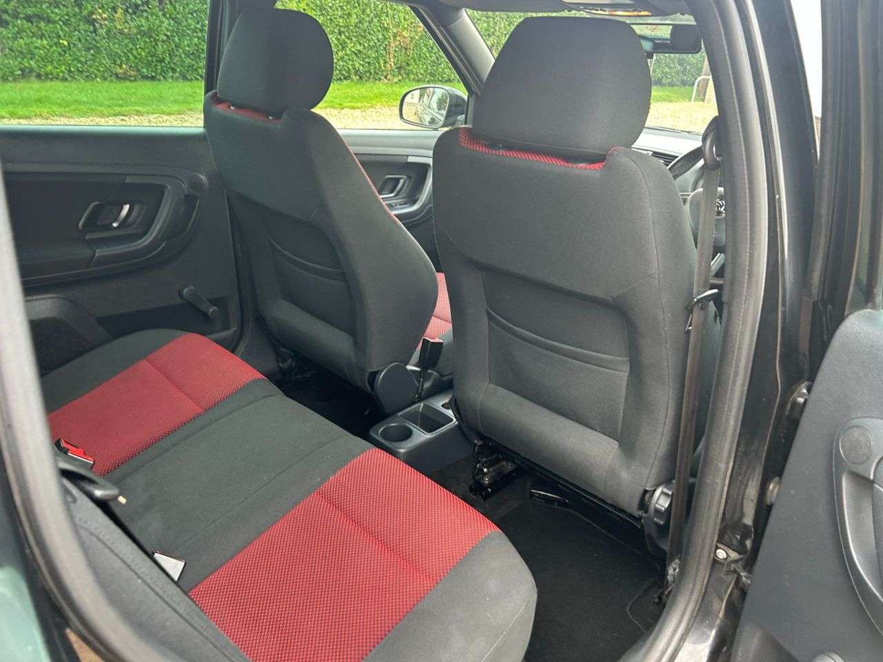 2013 SKODA FABIA 2013 SKODA FABIA