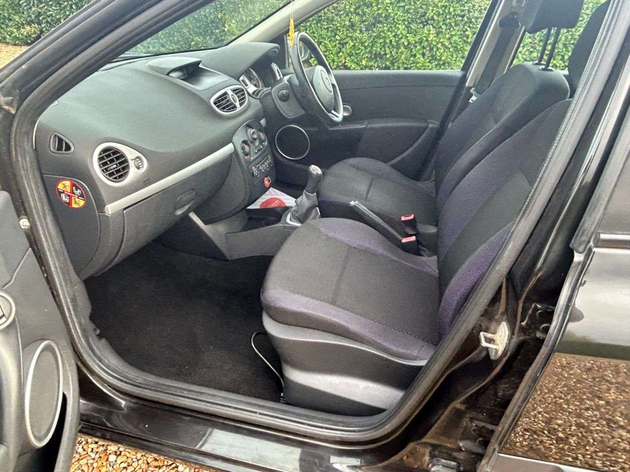 2009 RENAULT CLIO 2009 RENAULT CLIO