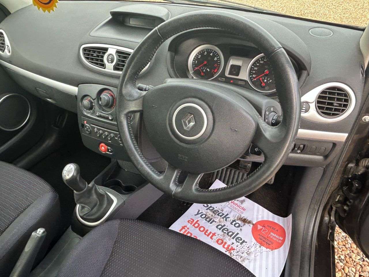 2009 RENAULT CLIO 2009 RENAULT CLIO