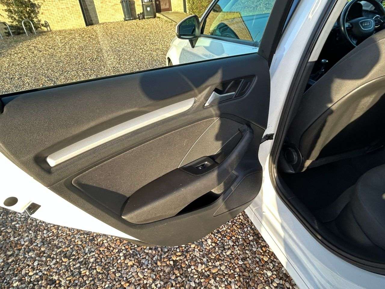 2016 AUDI A3 2016 AUDI A3