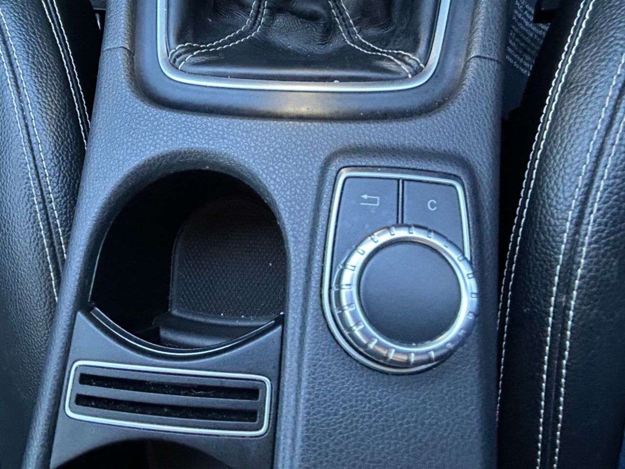 2014 MERCEDES-BENZ A-CLASS 2014 MERCEDES-BENZ A-CLASS