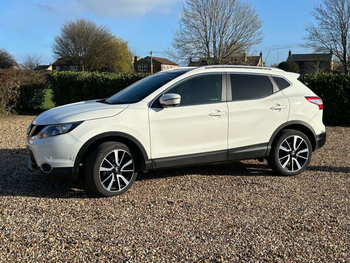 Check out this Nissan Qashqai 2017 Diesel Manual