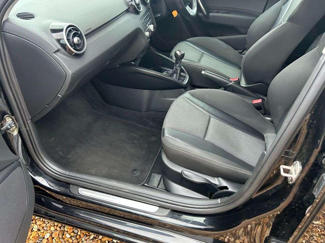 2015 AUDI A1 2015 AUDI A1