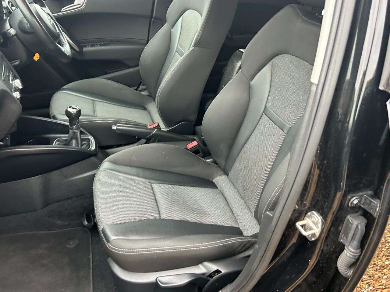 2015 AUDI A1 2015 AUDI A1