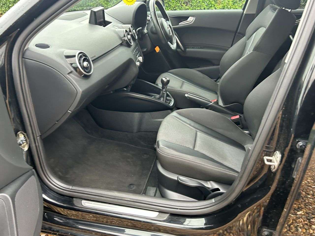 2015 AUDI A1 2015 AUDI A1