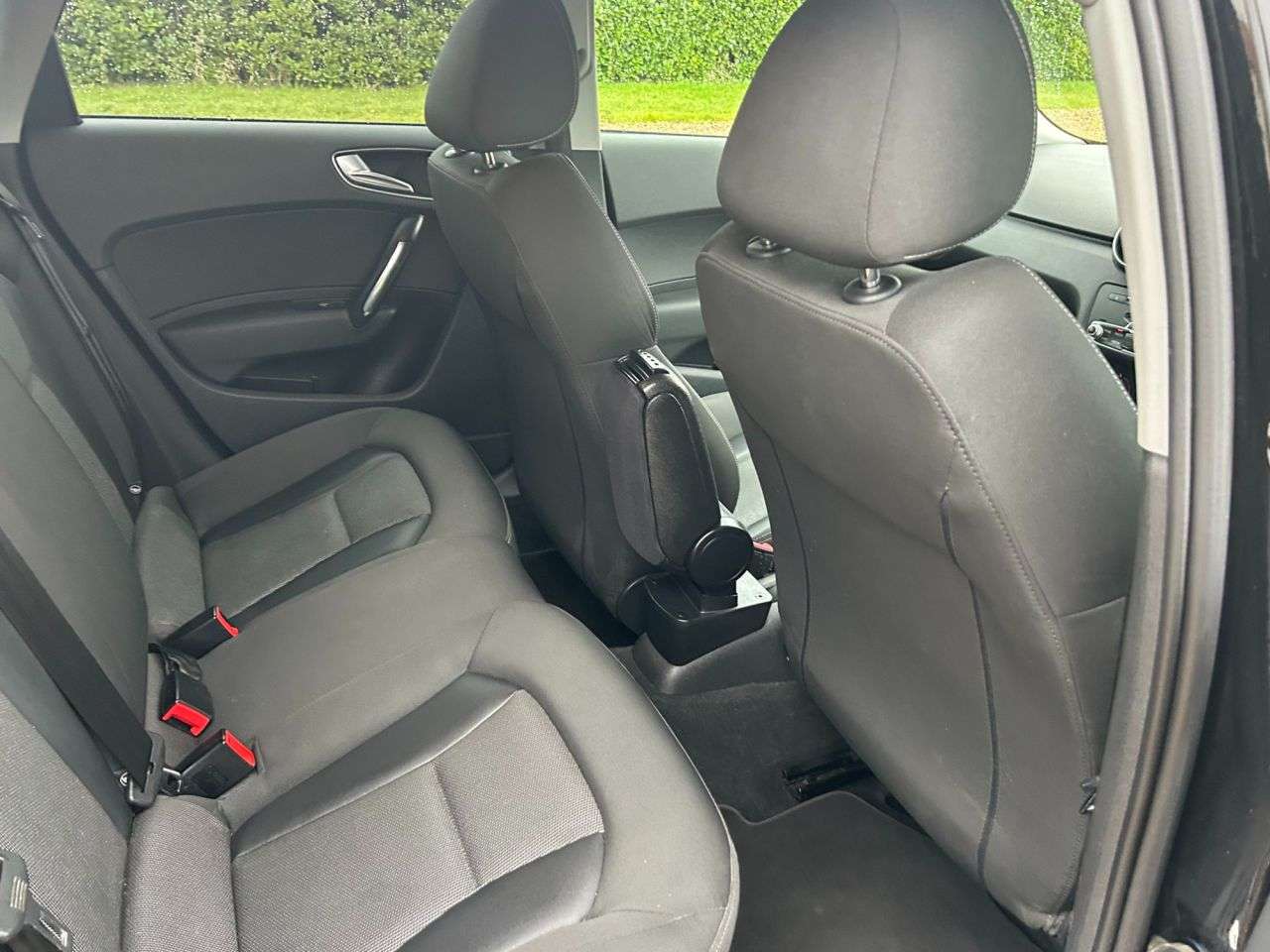 2015 AUDI A1 2015 AUDI A1