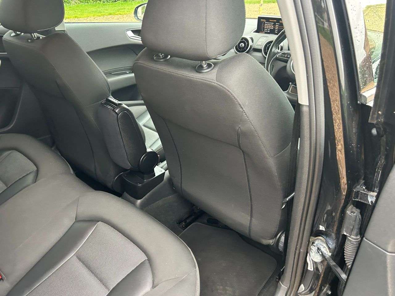 2015 AUDI A1 2015 AUDI A1