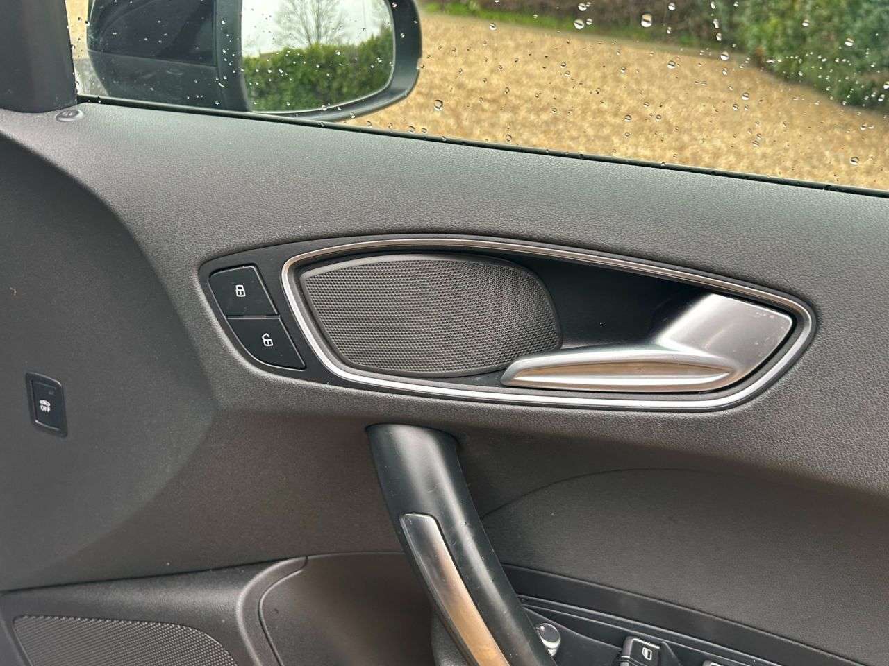 2015 AUDI A1 2015 AUDI A1